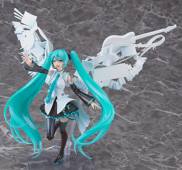 PLAMATEA Hatsune Miku: Happy 16th Birthday Ver. Model Kit (Rerelease) - Image 1